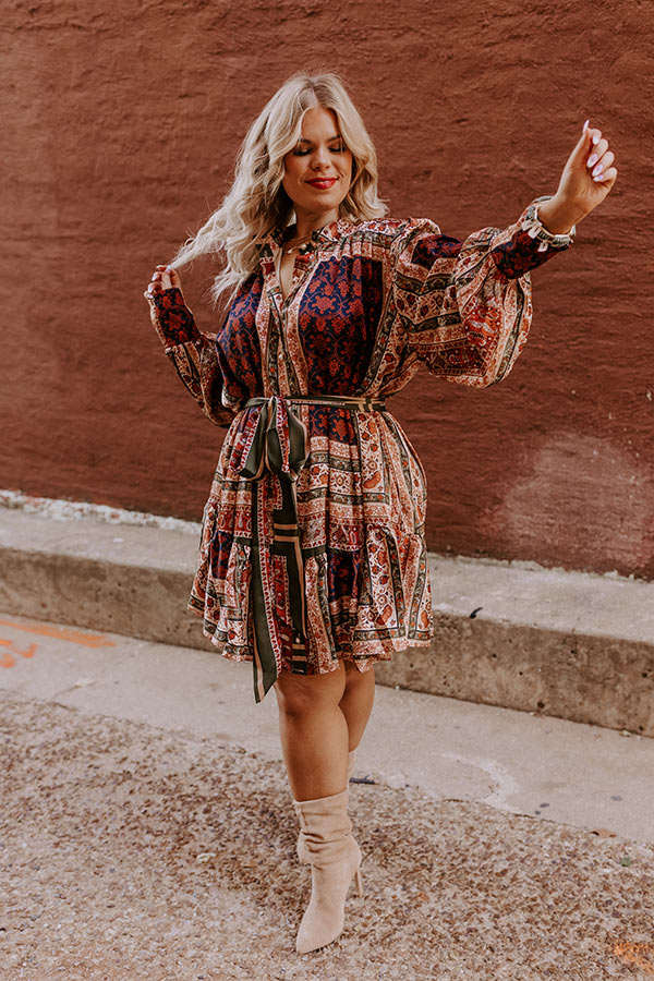 Classy And Chic Dress Curves Image - 2