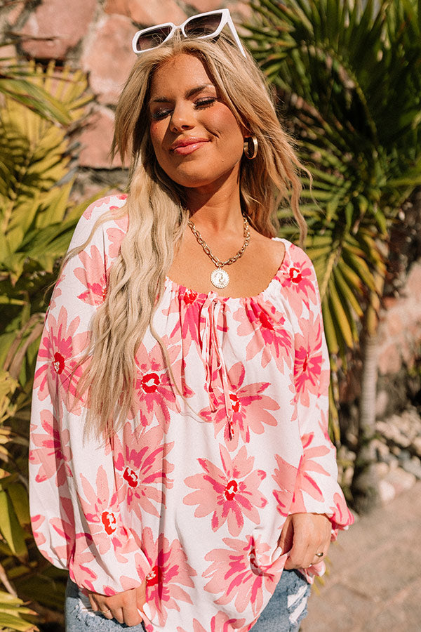 Memorable Meeting Floral Top Curves Image - 3