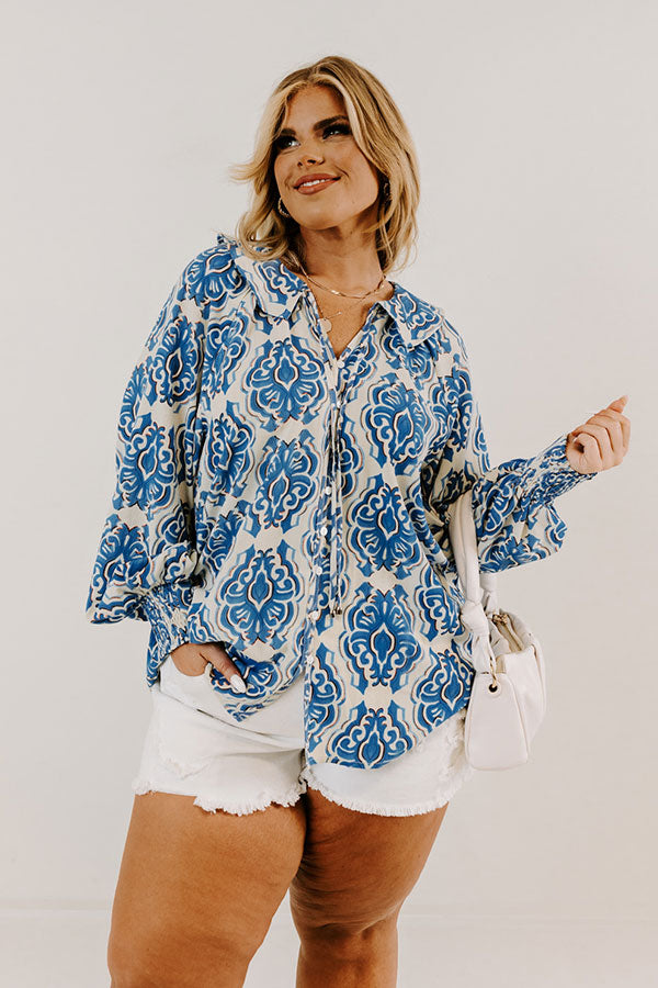 Favor And Fortune Shift Top Curves Image - 2