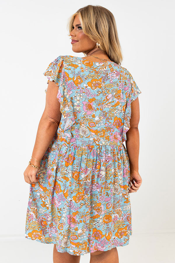 By Chance Floral Shift Dress In Sky Blue Curves Image - 3