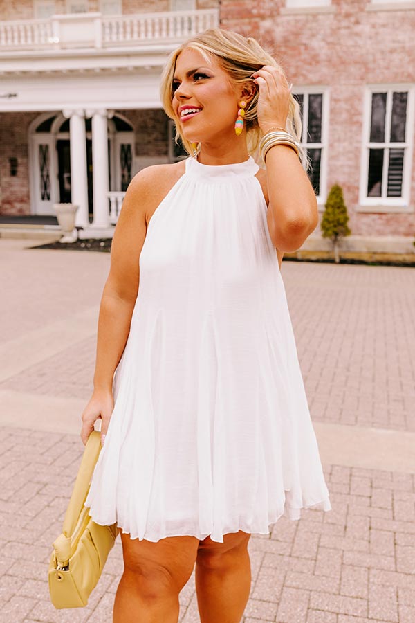 Boasting Over Bubbly Shift Dress Curves Image - 2