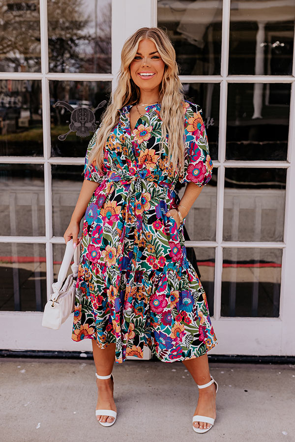 Coastal Charisma Midi In Green Curves Image - 1