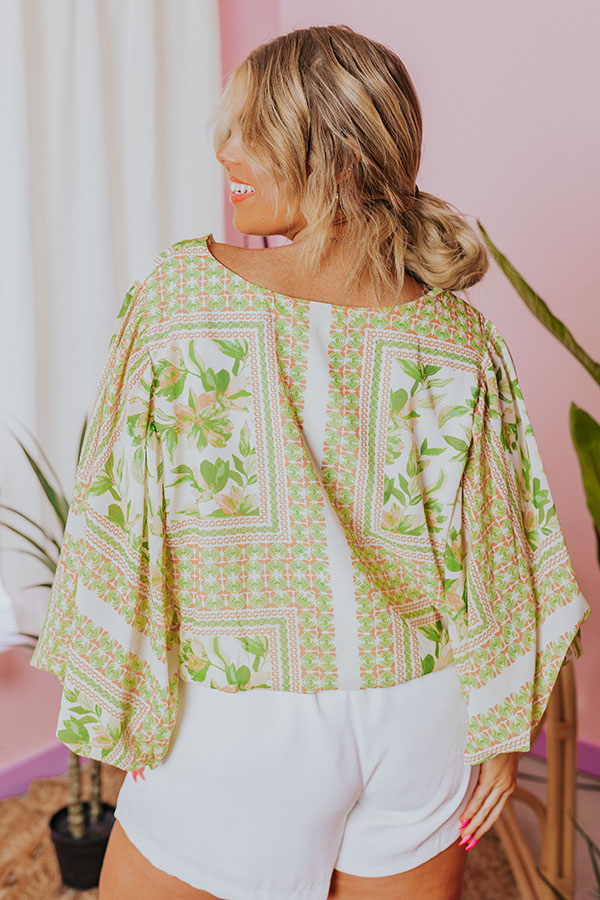 Honeysuckles Dreams Top Curves Image - 4