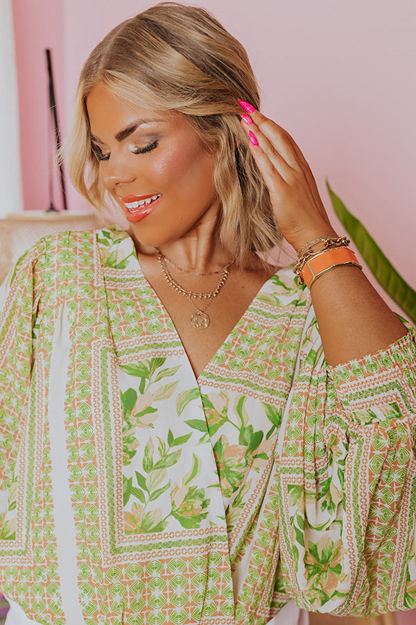 Honeysuckles Dreams Top Curves Image - 3