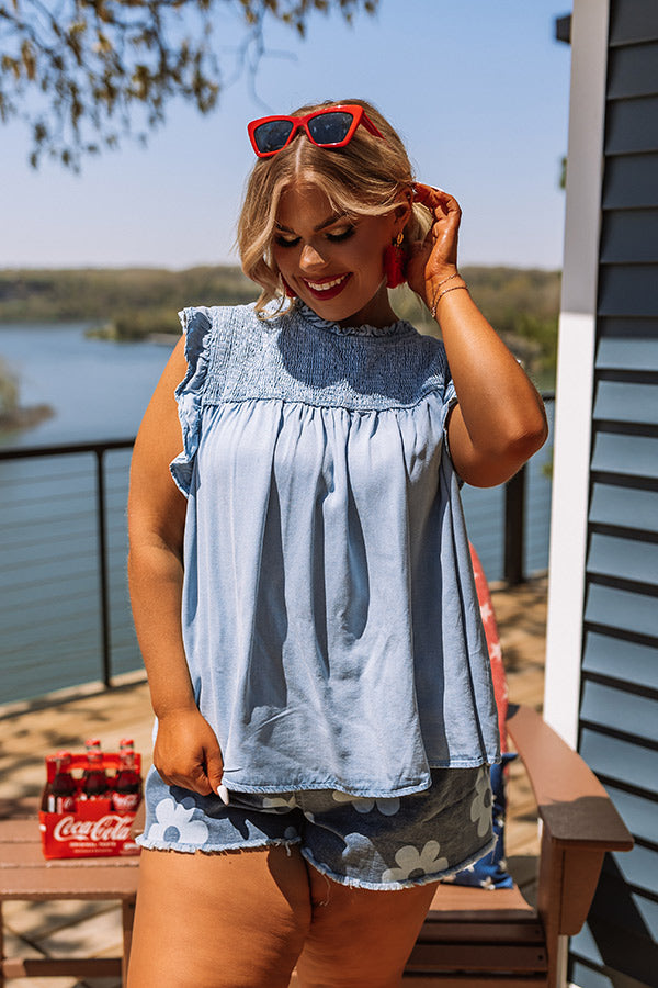 Loop Around Chambray Top In Light Wash Curves Image - 1