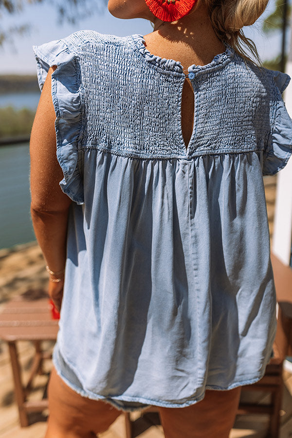Loop Around Chambray Top In Light Wash Curves Image - 3