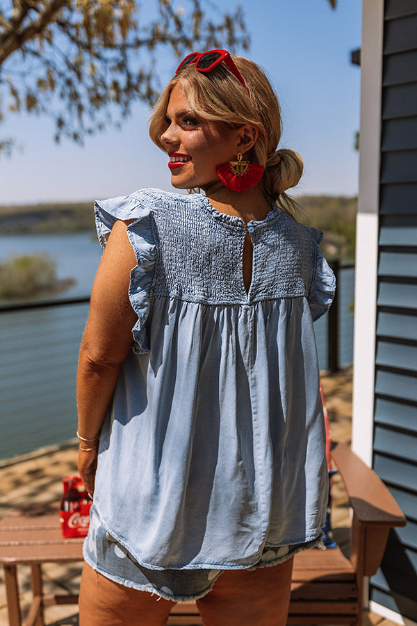 Loop Around Chambray Top In Light Wash Curves Image - 4