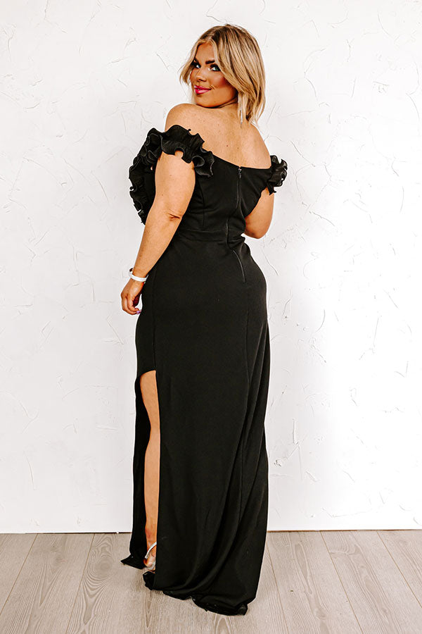 Elegant Essence Maxi Curves Image - 5
