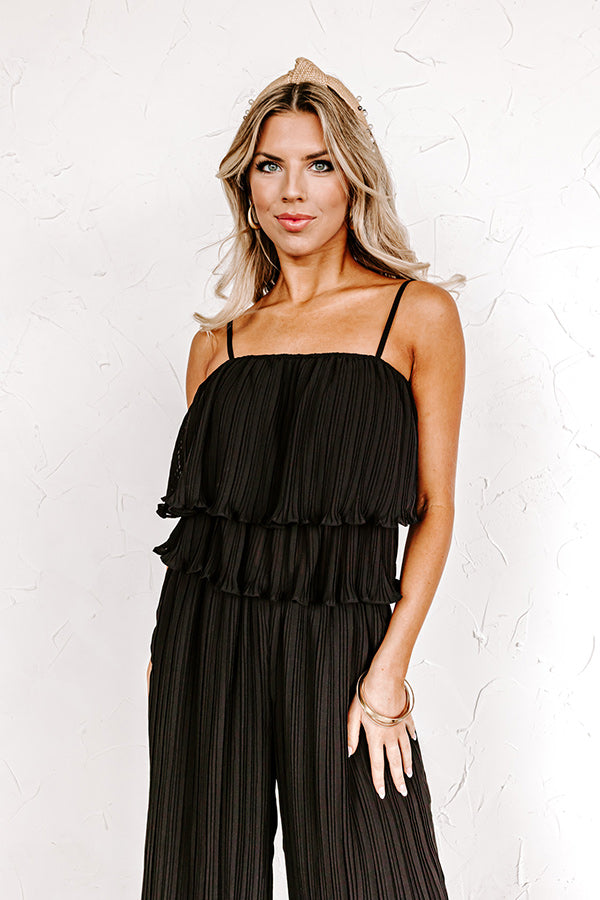 Visiting Italy Pleated Top In Black