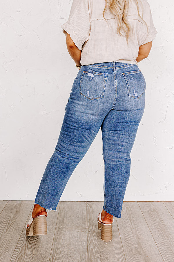 The Nabana High Waist Distressed Jean Curves Image - 4