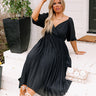 Recent Romance Pleated Midi In Black Curves Image - 1