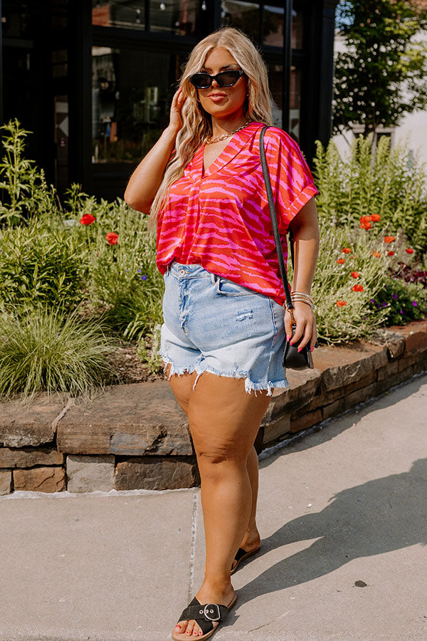 Love Is Always On Time Shift Top Curves Image - 2