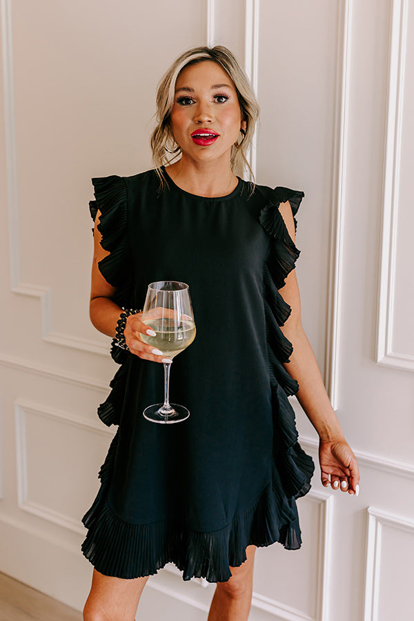 Walking The Runway Shift Dress in Black Image - 3