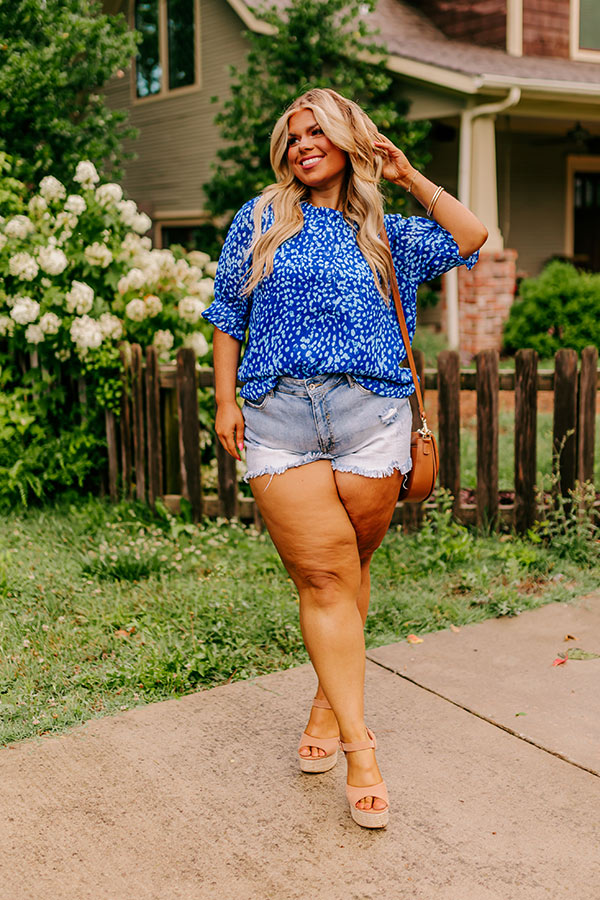 Chic Times Ahead Shift Top Curves Image - 1