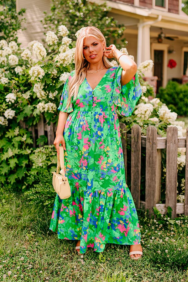 Sailboat Soiree Maxi in Kelly Green Curves Image - 1