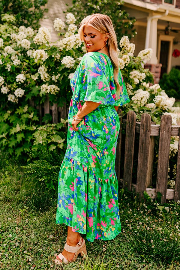 Sailboat Soiree Maxi in Kelly Green Curves Image - 2