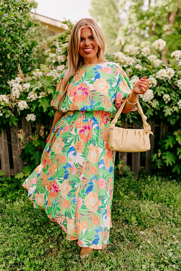 Fan of Floral Midi Curves Image - 1