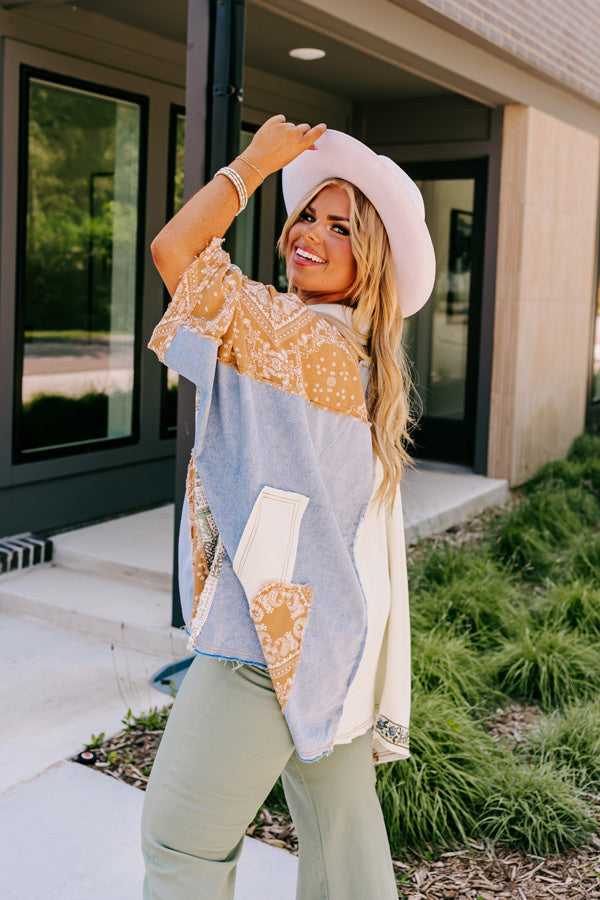 Stellar Style Color Block Top in Light Wash Curves Image - 4