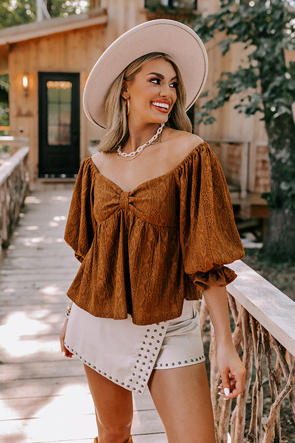 Patio Date Babydoll Top In Light Beige Curves