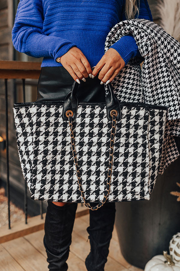 Wintry Dreams Houndstooth Tote In Black