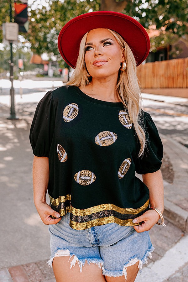 Ready To Tailgate Sequin Shift Top In Gold Curves