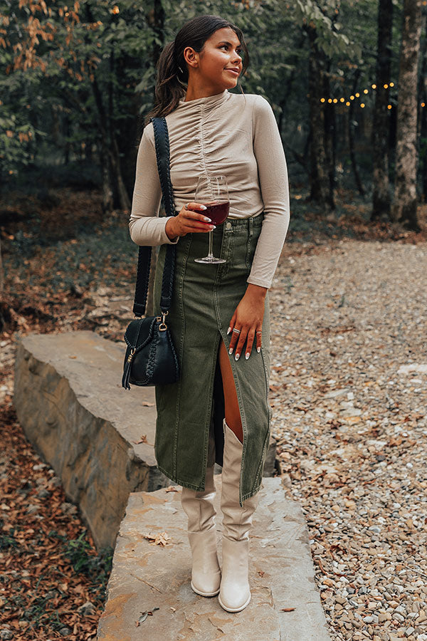 VIP Situation Ruched Top in Birch Image - 5