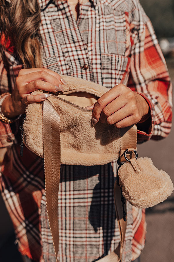 Easy To Style Sherpa Fanny Pack In Beige Image - 4