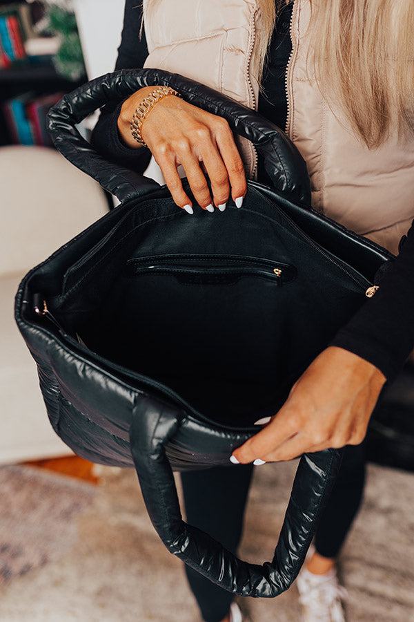 Latte Break Puffer Tote In Black Image - 5