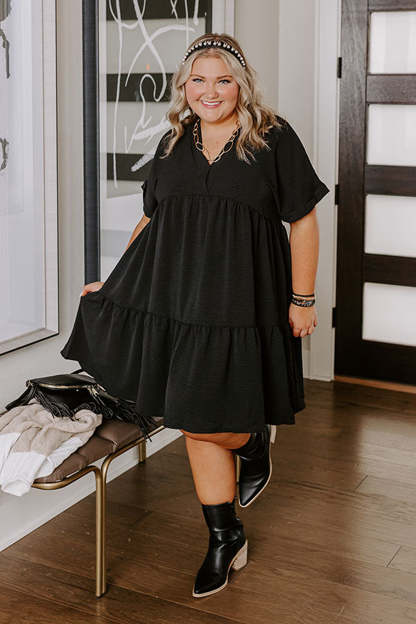 Cool Cruise Shift Dress in Black Curves