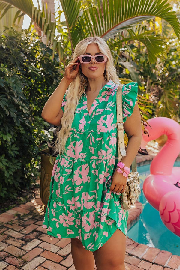 Cabana Date Floral Dress In Kelly Green Curves Image - 4
