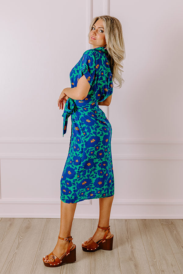 Botanical Garden Wrap Midi in Green Image - 3