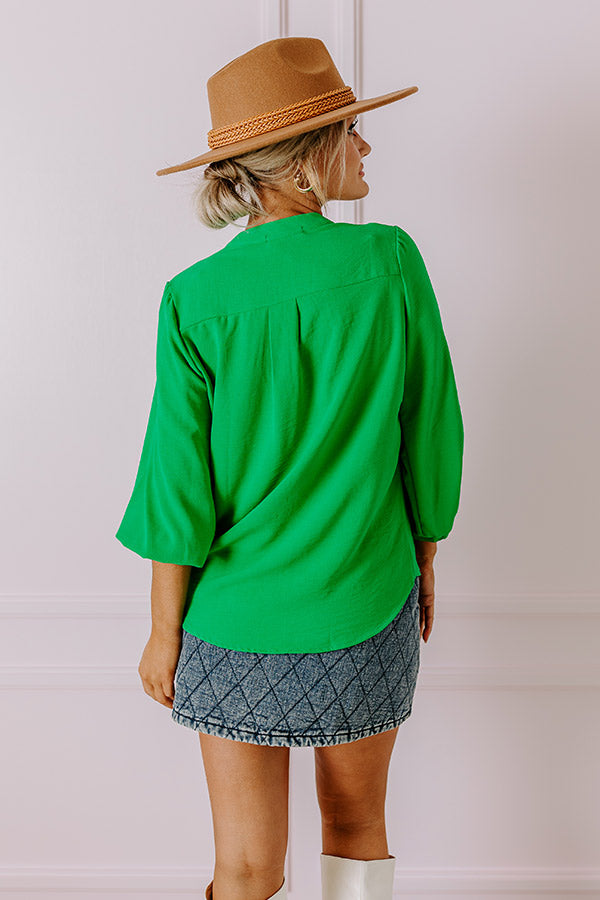 Casual Moment Shift Top in Kelly Green Image - 5